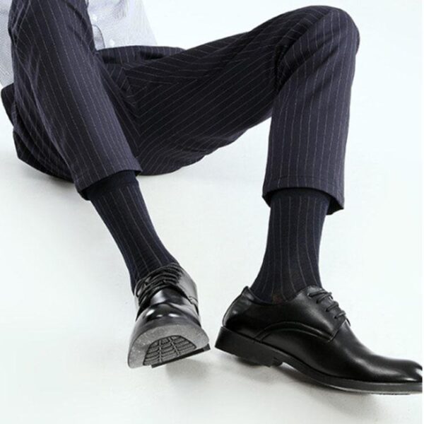 Bamboo Socks Black Color - Image 3